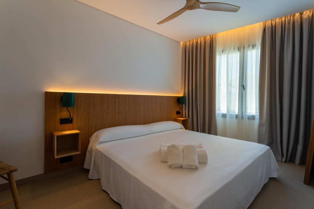 Hotel Apartamentos Hamus Conil De La Frontera Luaran gambar