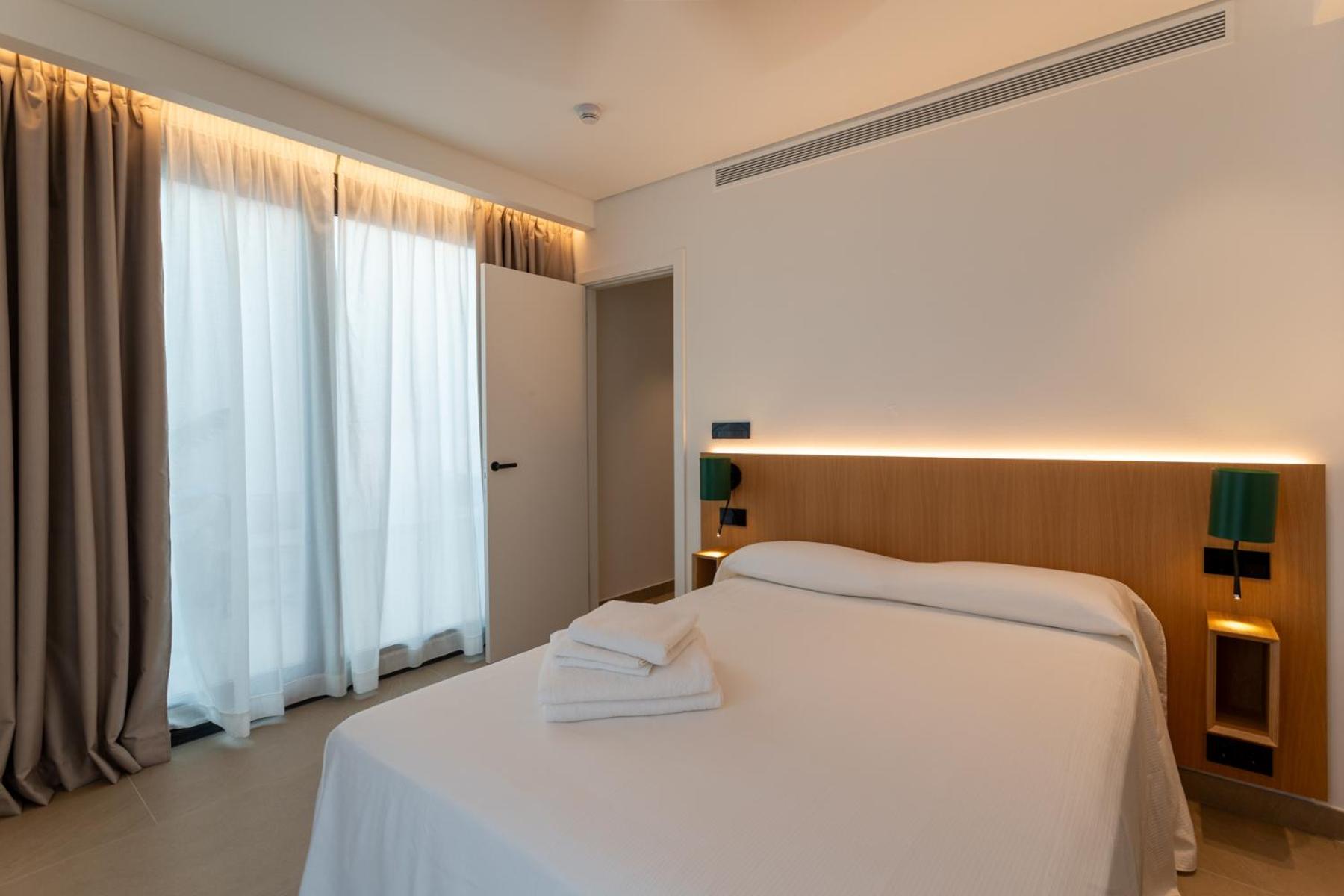 Hotel Apartamentos Hamus Conil De La Frontera Luaran gambar